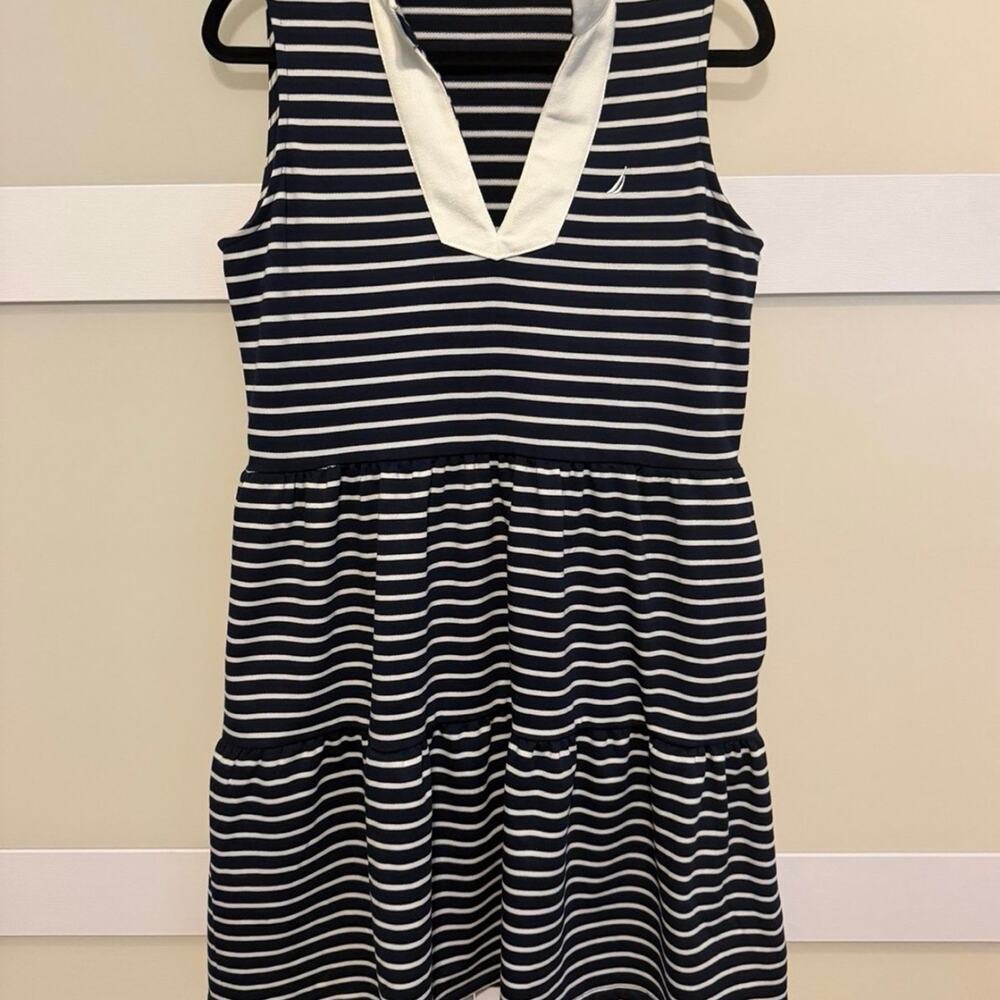 Nautica Jeans Sleeveless Striped Tiered Dress Women’s Medium Navy White Collared